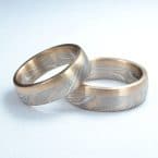 Trauringe in Mokume Gane mit angesetztem Streifen